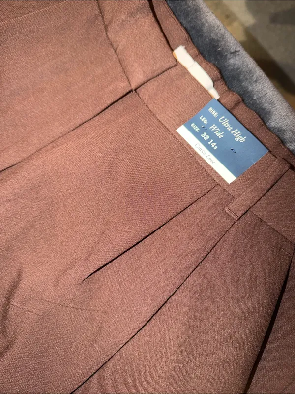 Abercrombie & Fitch Curve Love A&F Sloane Tailored Wide Leg Pant in Dark Coffee - Image 10