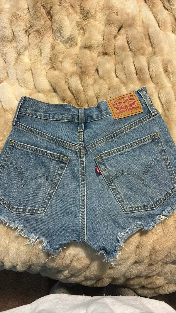 Levi’s 501 Shorts - Image 3