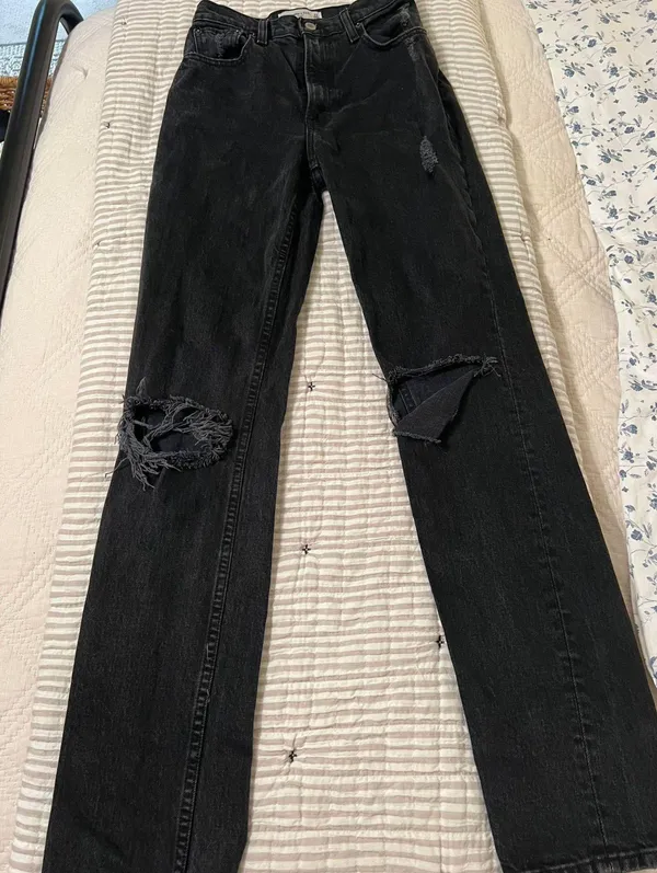 Black Jeans - Image 3