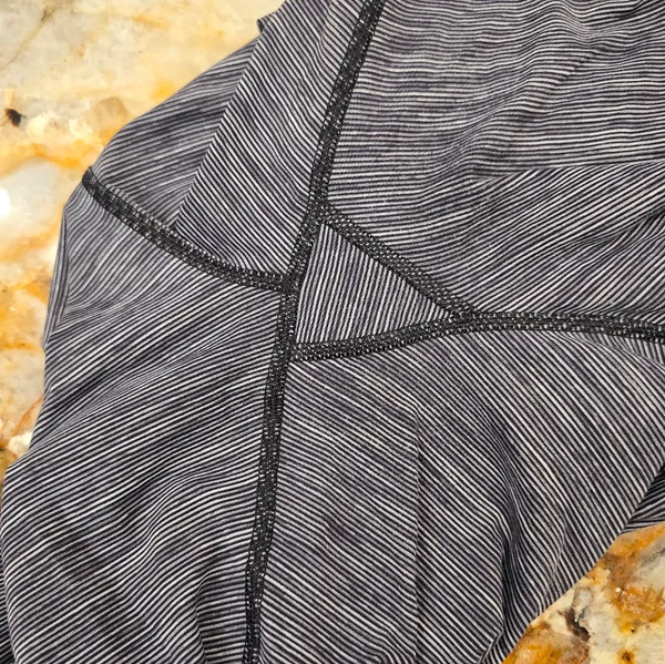 Lululemon Wunder Under Hi-Rise 1/2 Tight Luxtreme 17" Size 8 Black Slate - Image 7