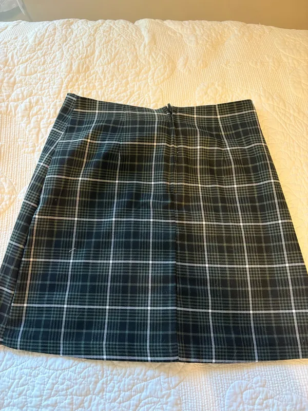 Gianni Bini (GB) Green Plaid Skirt - Image 2