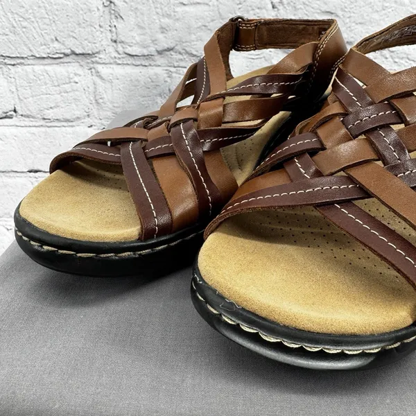 Clarks Collection Lexi Carmen Sandals Women's 10M Tan Leather Strappy - Image 3