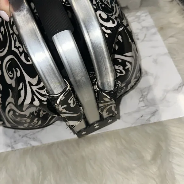 Elegant Black and White Patterned Women's Bag - Image 3