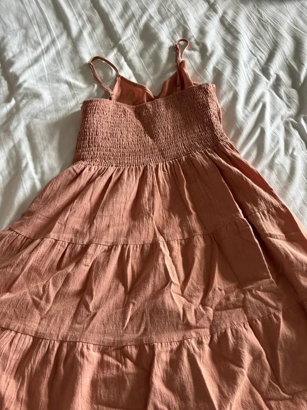 Pink dress - Image 2