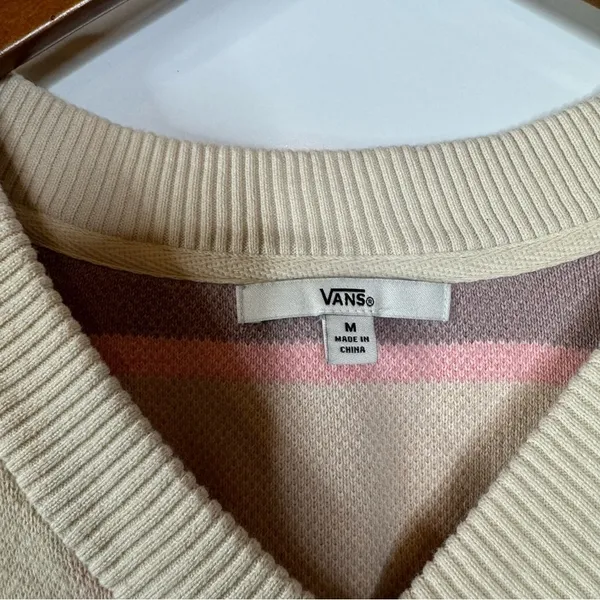 Vans Women’s Plaid‎ V-Neck Oversized Sweater Size Medium - Image 4