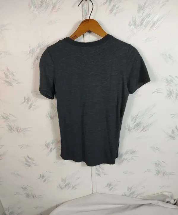 Aeropostale Y2K Gray Tee - Image 7