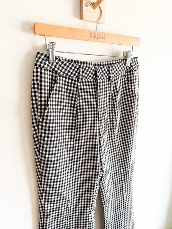 Evereve Black & White Gingham Pants Size S - Image 4