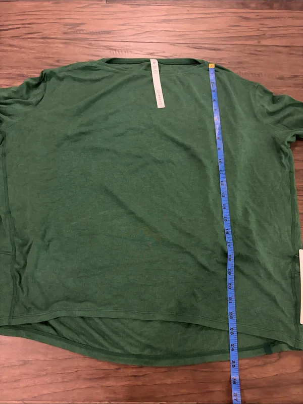 New With Tags Lululemon Back in Action Ribbed Ling Sleeve Shirt Sz 8 - Image 10
