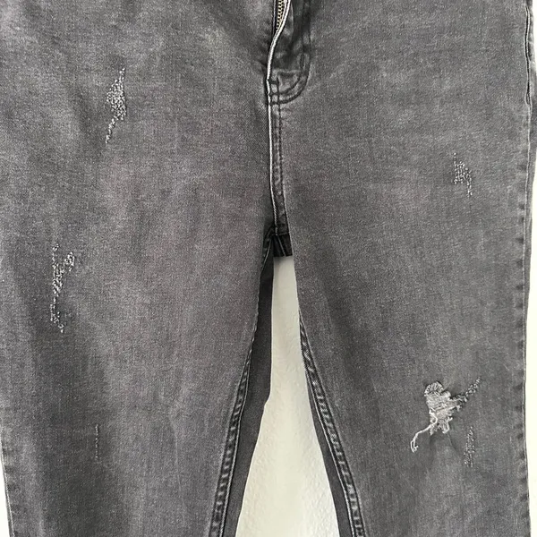 Free People Size (30) Woman's‎ Black Pant Distressed Skinny Jeans - Image 9