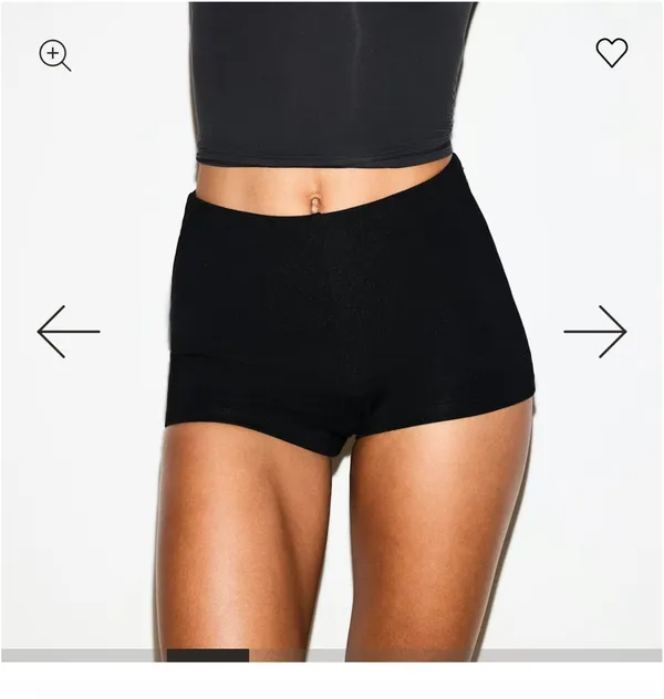 SKIMS High Waisted Hot Short - Image 2