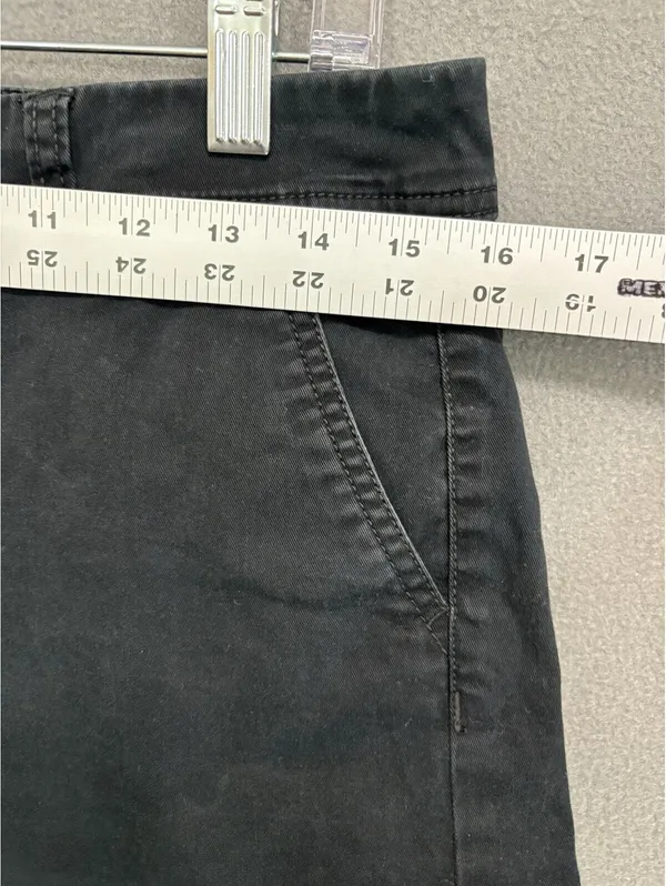 American Eagle Outfitters Black Chino Shorts Mid Rise Stretch Pockets Size 4 - Image 4