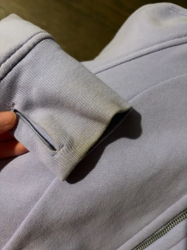 Cropped Lululemon Scuba Full-Zip - Image 4
