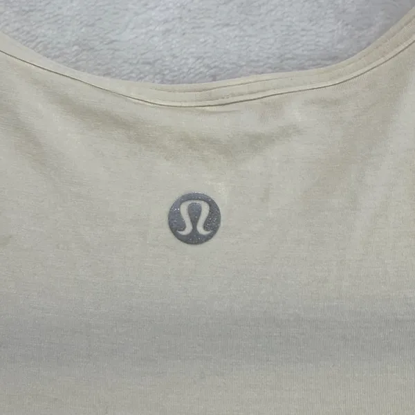 Lululemon Cut‎ Out Shoulder Crop Top Athletic Shirt Activewear Size 8 - Image 8