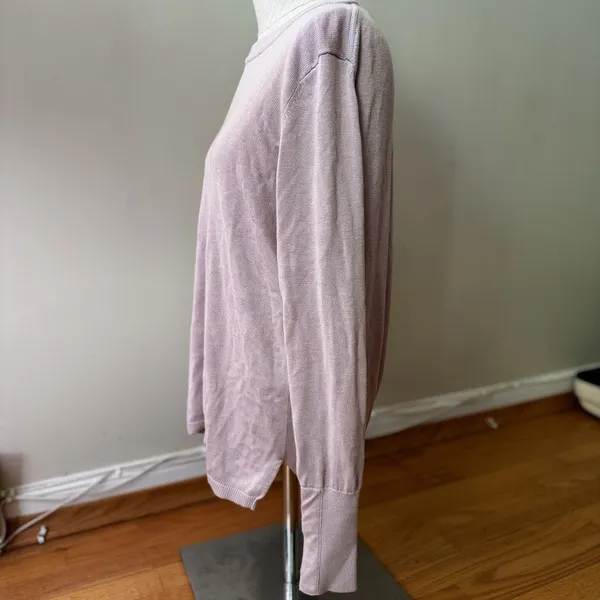 Lululemon Bring It Backbend Sweater Porcelain Pink Cashmere P2P 21” Sz 4 FLAWED - Image 4