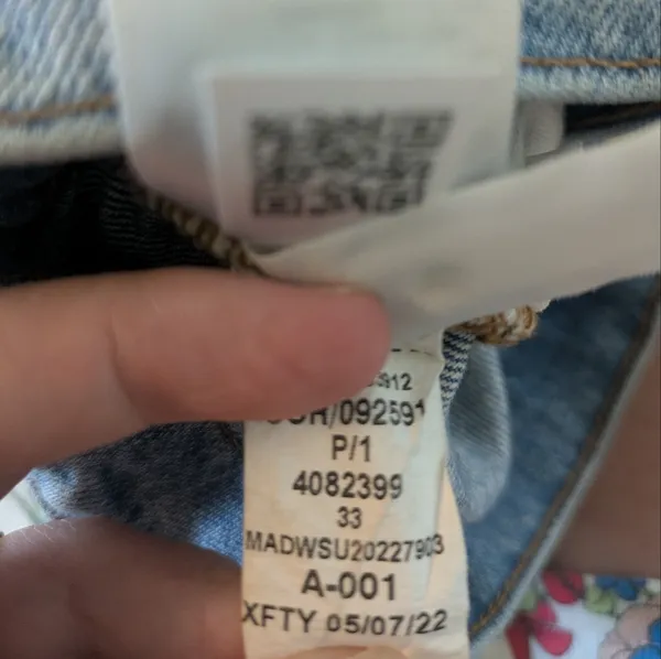 Madewell Relaxed Denim Shorts Light Wash 33 - Image 8