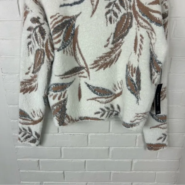 NWT Tahari Fuzzy Knit Patterned Sweater Size XS - Image 5