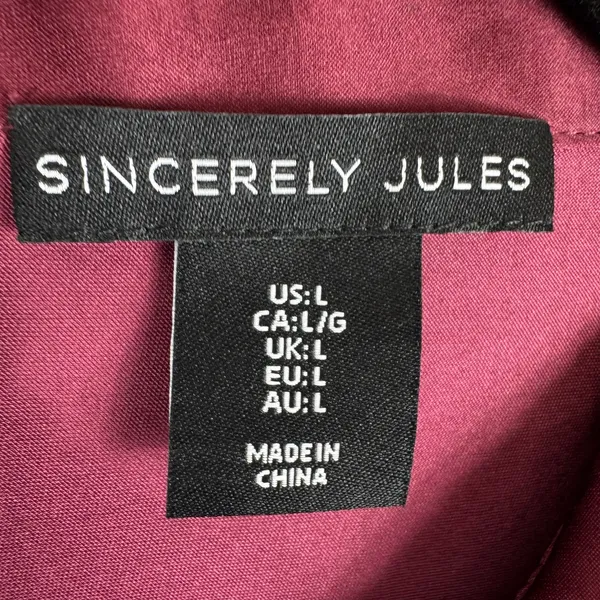Sincerely Jules Burgundy Satin Button Up‎ Blouse Large - Image 4
