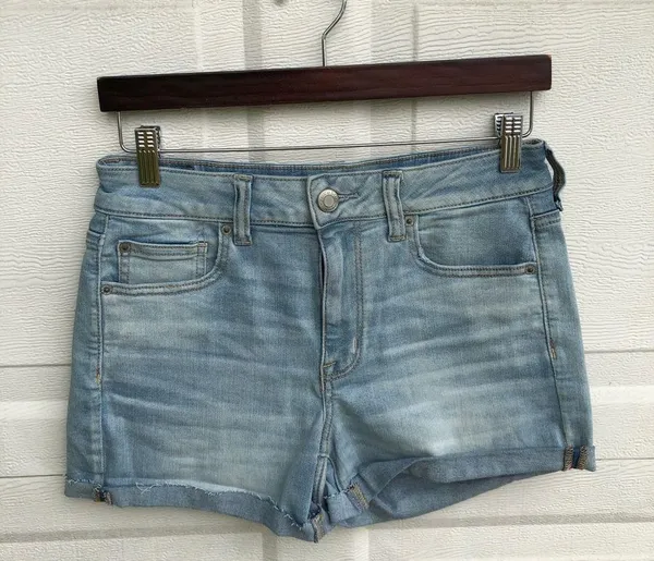 American Eagle Womens Shorts Denim Jean High Rise Roll Cuff Size 10 - Image 2