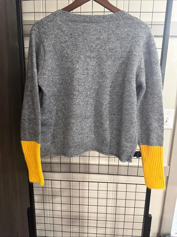 Gray & Yellow Heart-Accent Cardigan Sweater - Image 3