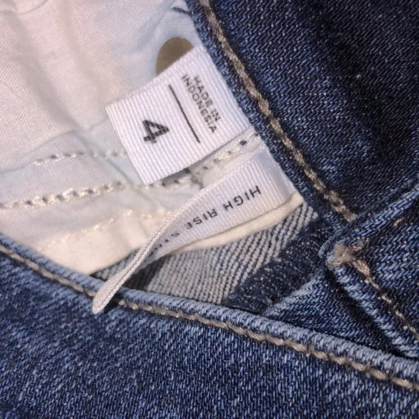 LOFT jeans high rise straight size 4 - Image 4