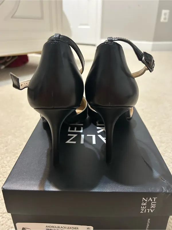 Black Women's Pointed - Image 6