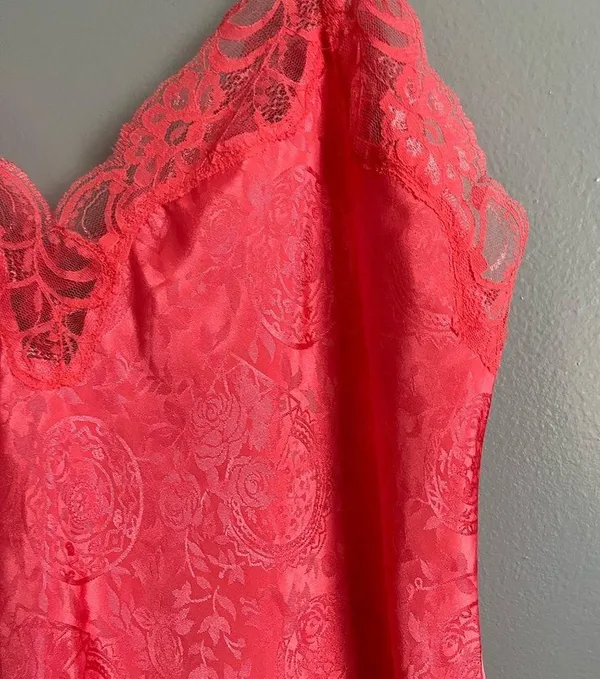 Victoria’s secret slip - Image 4