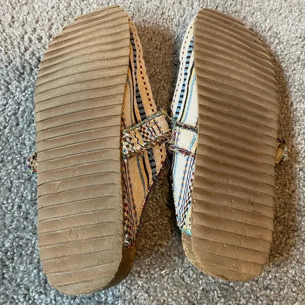Bohemian Women’s Slip On Iris & Rainbow Size 10 Clogs - Image 4
