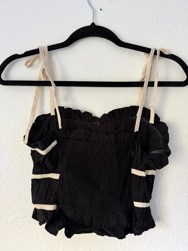Black Tie-Shoulder Ruffle Crop Top with Cream Trim - Image 2