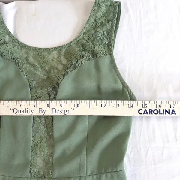 TCEC Sage‎ Green Lace Inset Bow Back Fit and Flare Pleated Mini Dress Medium - Image 6
