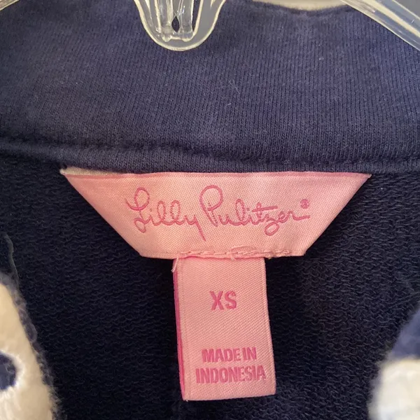 Lilly Pulitzer Dress size XS length 32” bust 30” color navy blue / white embroid - Image 3