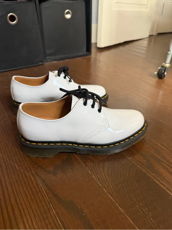 Dr Martens 1461 Women'S Patent Leather Oxford Shoes - Image 4
