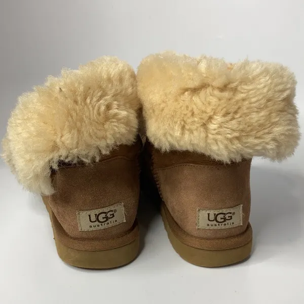UGG Australia Bailey button short boots chestnut size 6‎ - Image 11