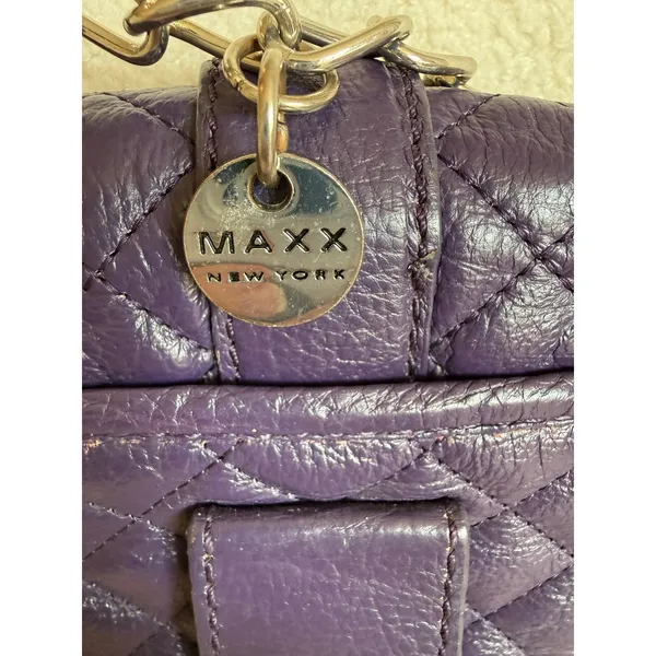 MAXX NEW YORK Leather Crossbody Bag Purple Diamond Quilted Silver Chain Strap - Image 3