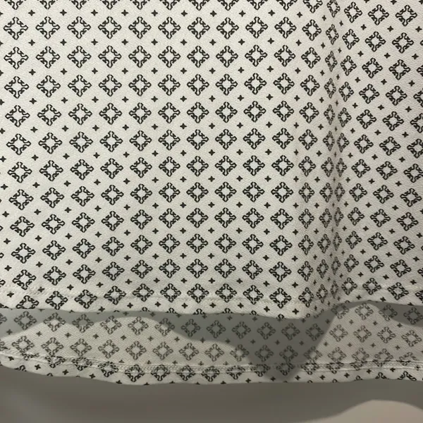 Adrianna Papell- Geometric Pattern Hi Low Black White Gathered Cuffs Top- Size L - Image 7