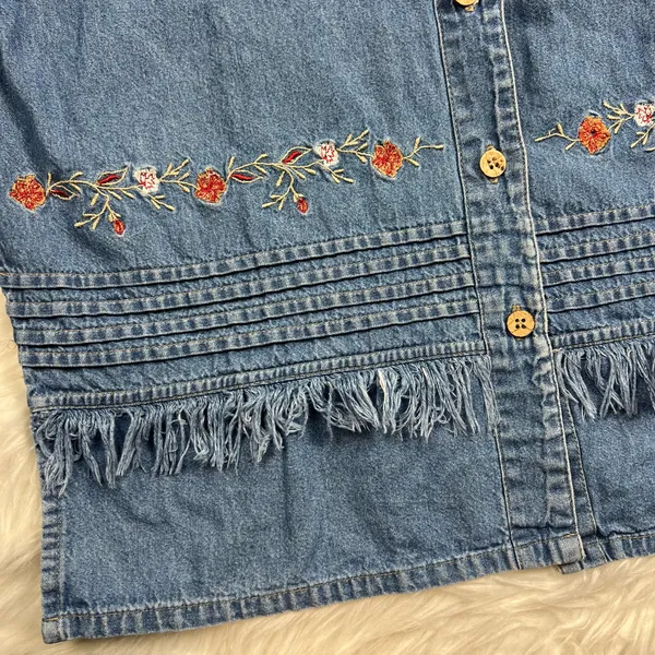 Vintage MPH Collection denim floral embroidered shirt - Image 4
