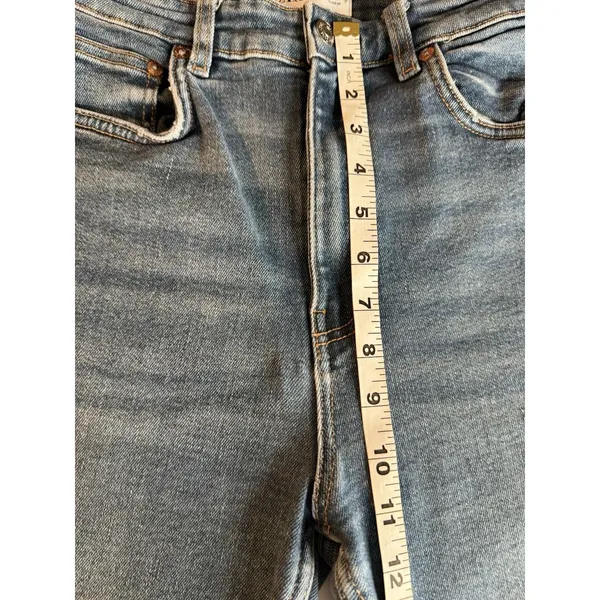 Zara Women’s High Rise Skinny Leg Jeans Size 8 Medium Wash Raw Hem 27 Inseam - Image 9