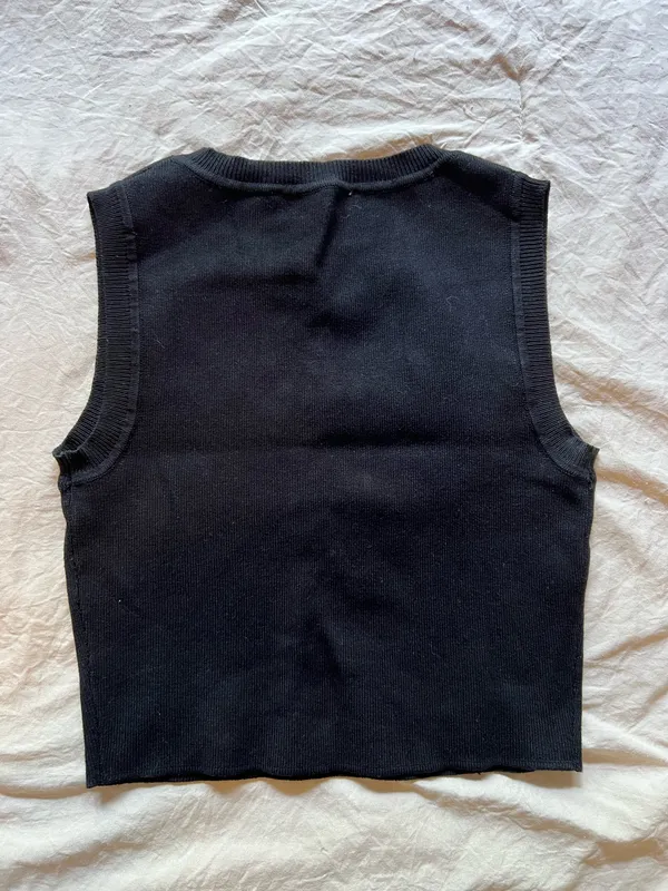 Black Zara crop knit tank top - Image 3
