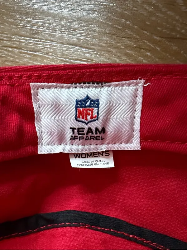 NWOT NFL San Francisco Red Embroidered Sequins Women's Cadet Hat, OS - Image 10