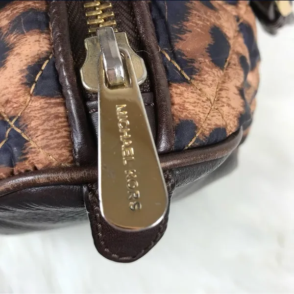 Michael Kors Small Grayson Bag Quilted Leopard Nylon Fabric Leather Trim MK Tag - Image 7