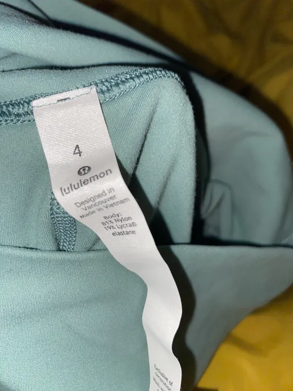 Green Capri Leggings - Image 5