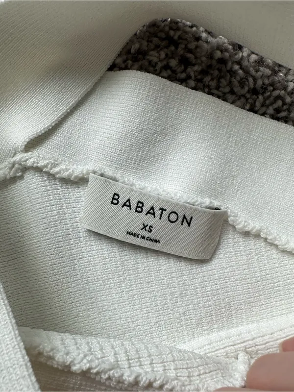 Aritzia White Ribbed Cross-Strap Knit Crop Top - Image 4