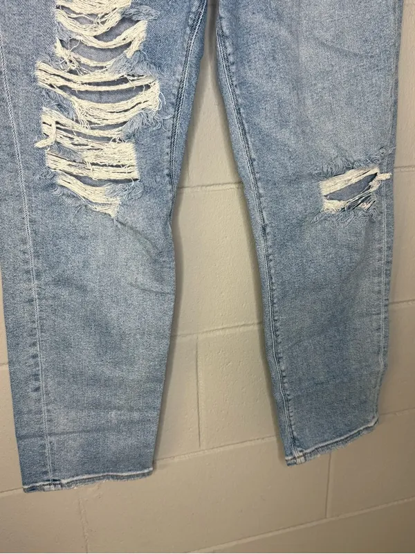 American Eagle High-Rise Mom Jeans with Distressing Women’s Size 10 Regular - Image 3