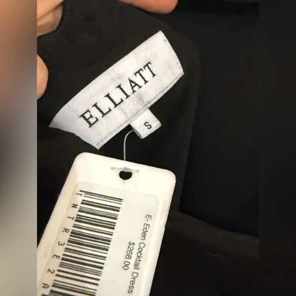 Elliatt, NWT, Black Backless Dress with Bow Detail - Image 4