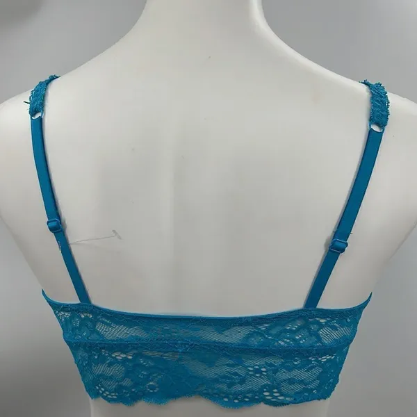 Pink Victoria’s Secret small blue lace bralette - Image 4