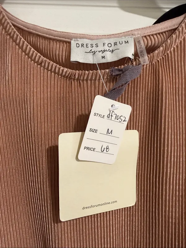 NWT Dress Forum Ribbed Two-Piece Wide-Leg Set in Dusty Rose - Image 2