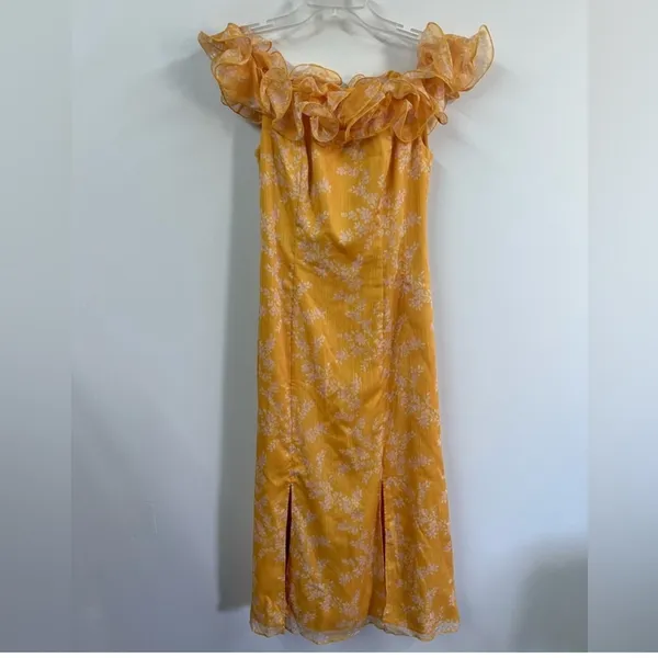 Keepsake Embrace Ruffle Off Shoulder Midi‎ Dress Small - Image 4