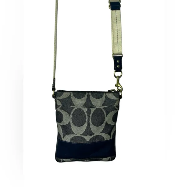 Coach Y2K Vintage Signature Denim Blue and Cream Crossbody Bag - Image 4