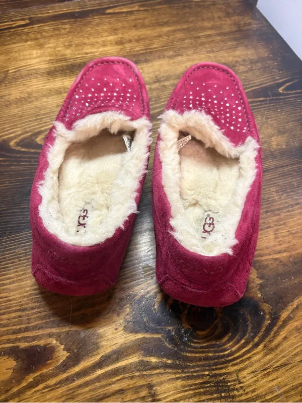 Ugg Ansley burgundy crystal diamond loafers size 8 - Image 6