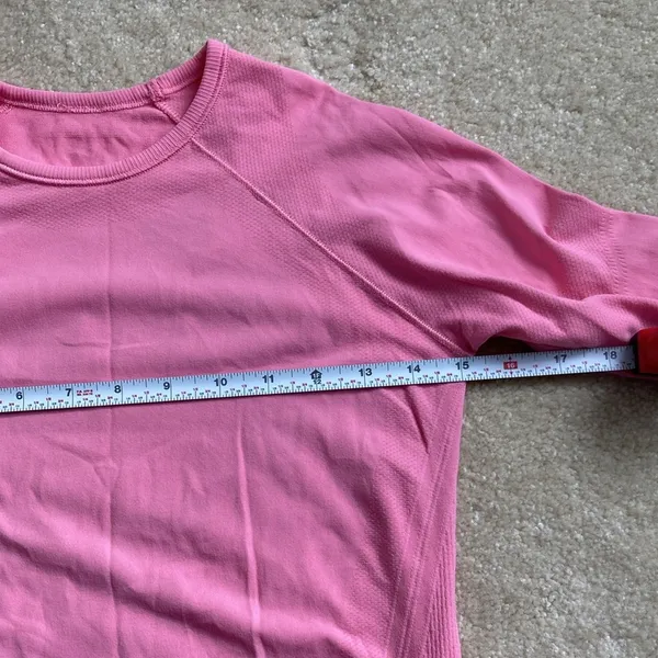 Athleta Long Sleeve Seamless Top Women's Size XS Pink Workout Running Active - Image 5