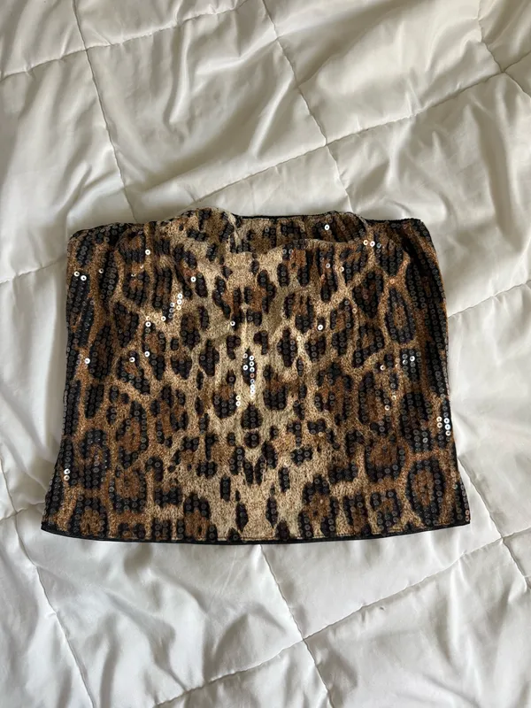 Cheetah Sequin Top Multiple Size M - Image 2